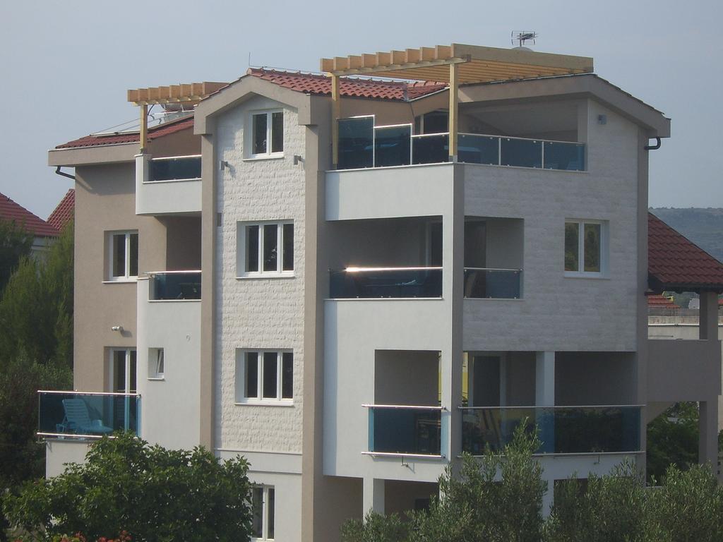 Apartments Villa Erik Rogoznica  Eksteriør billede