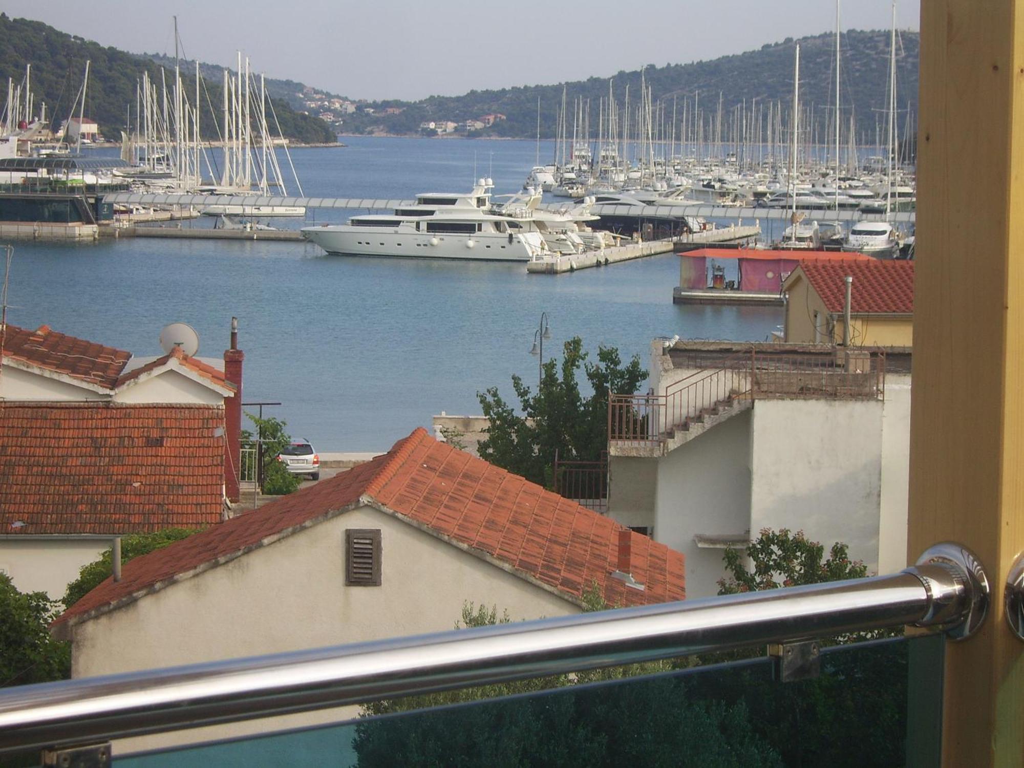 Apartments Villa Erik Rogoznica  Værelse billede